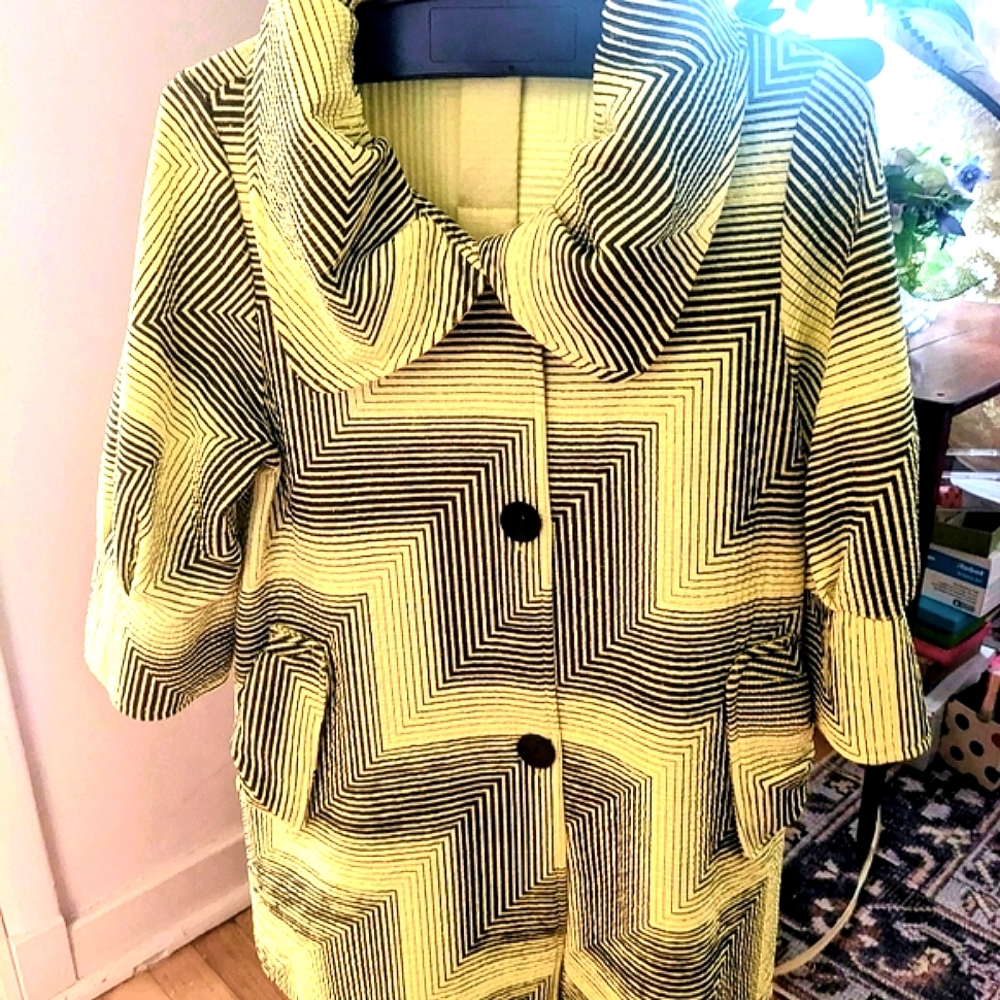 New with Tags,Swing Jacket, Yellow/Green Neon with  Black Zig-Zag Pattern,Small